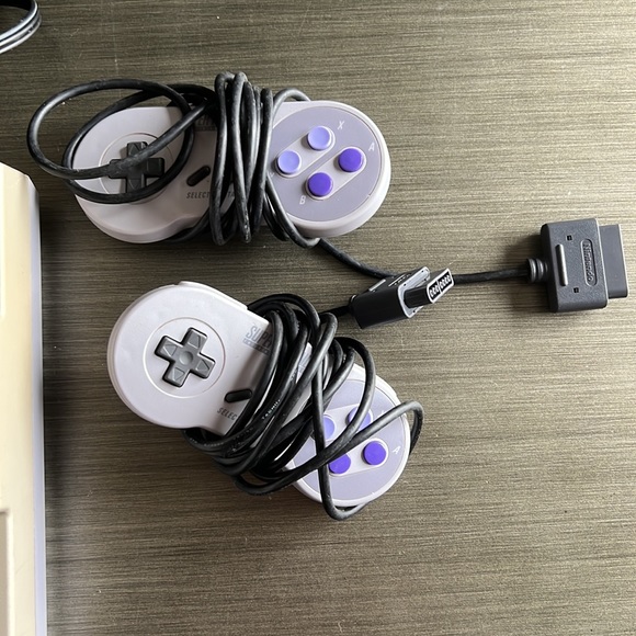 Used Super Nintendo (missing adaptor) - Picture 3 of 3